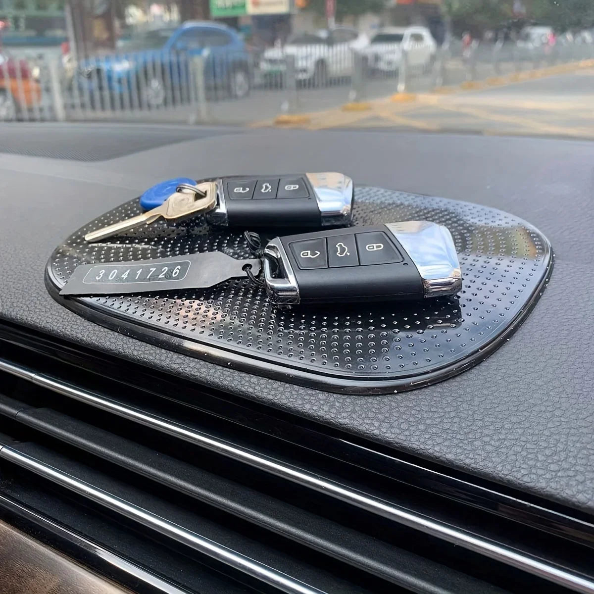 Black Silicone Dashboard Grip