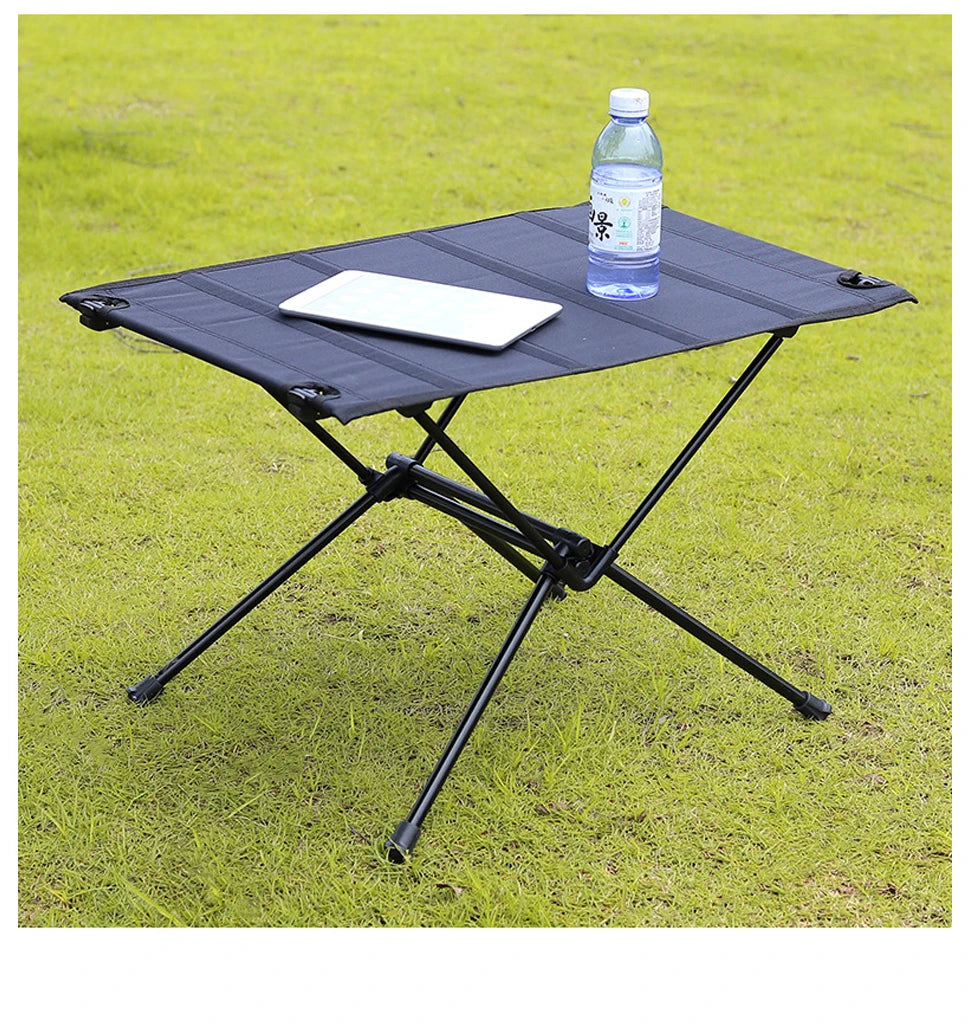 ChicCamp Roll-Up Table